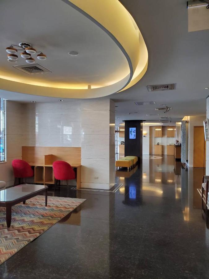 Kks Hotel Хуалянь Экстерьер фото