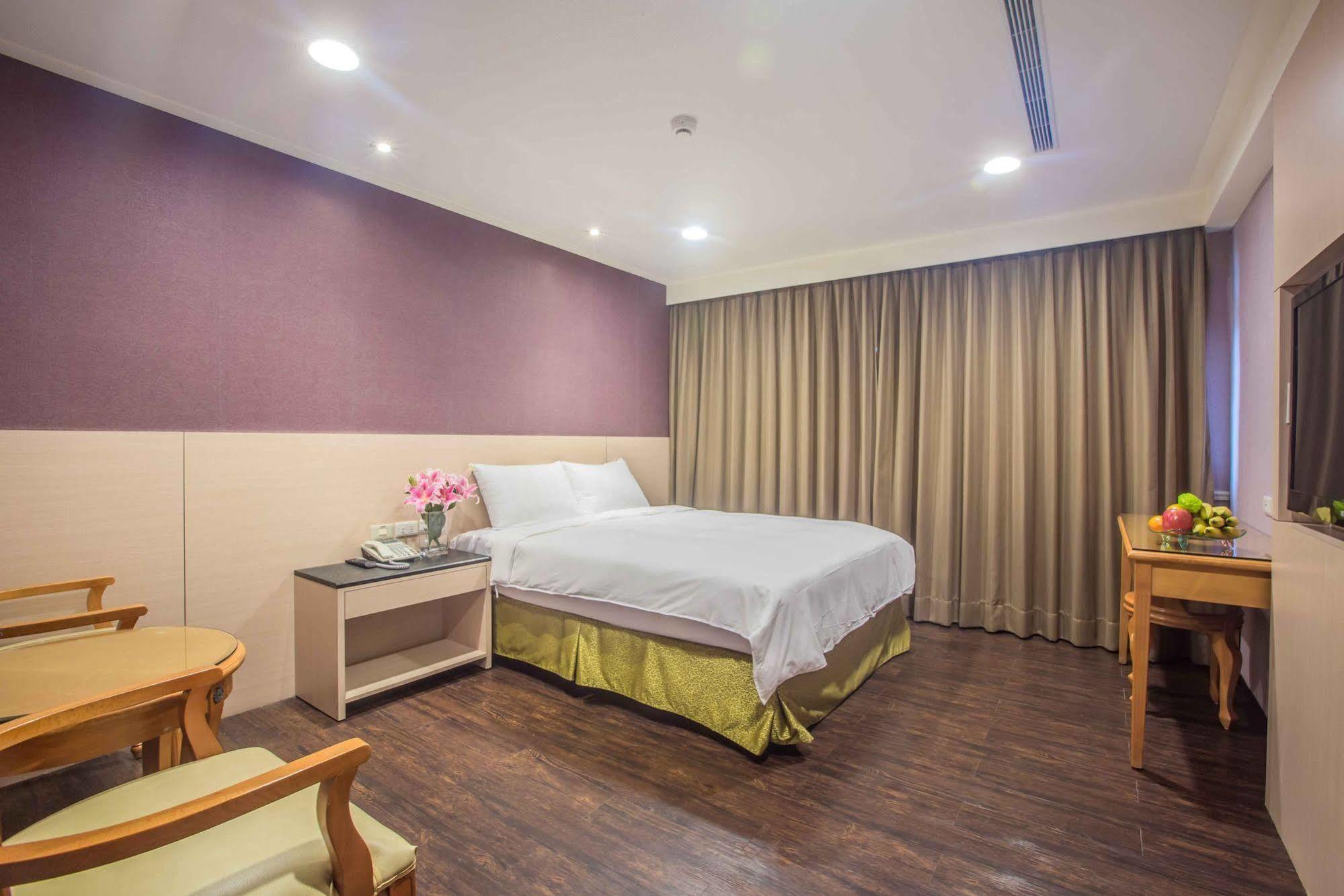 Kks Hotel Хуалянь Экстерьер фото